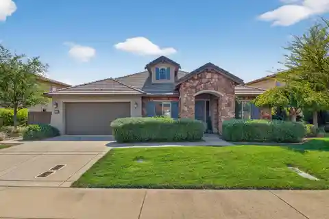 Expansive Single-Story Residence in Legacy Oaks