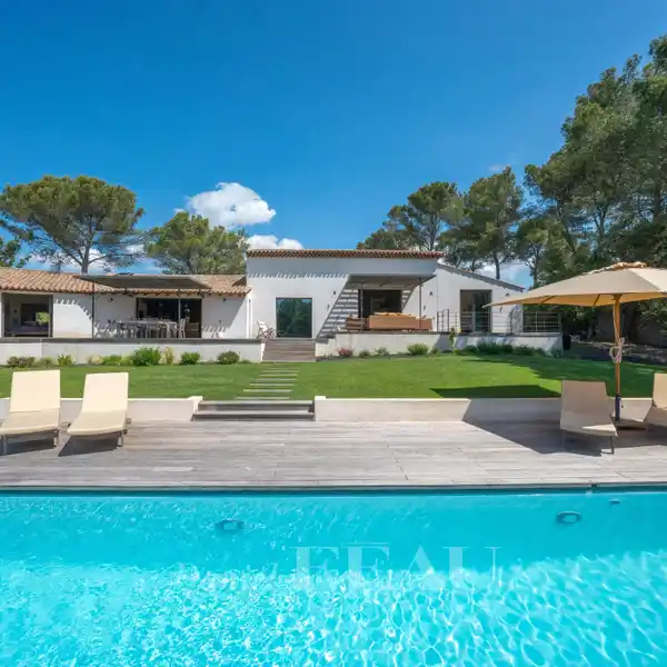 COMPLETELY RENOVATED PROPERTY IN PEACEFUL SAINT MARC JAUMEGARDE
