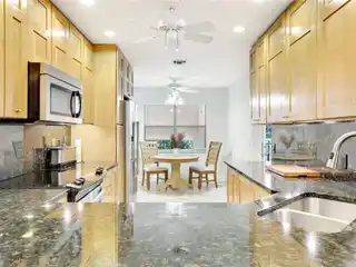 Opportunity for an Old Naples Pied a Terre