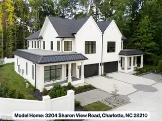 New Luxury Townhome in Trinity Park