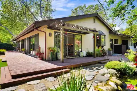 Recently Remodeled Home in Malibu West