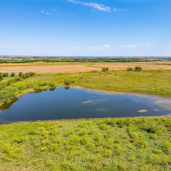 IMPRESSIVE 77 ACRE HIDDEN GEM