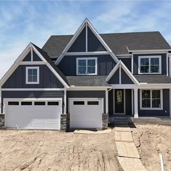 NEW CONSTRUCTION WITH A POPULAR PLAN IN WESTON WOODS
