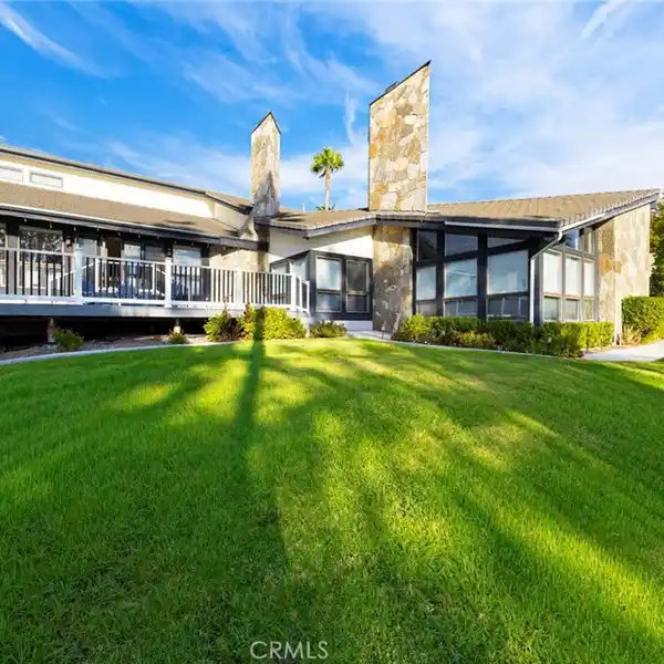 BREATHTAKING VIEW HOME IN COVETED MOHLER LOOP AREA