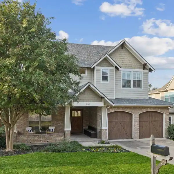 CHARMING WHITE ROCK CRAFTSMAN WITH STUNNING UPDATES