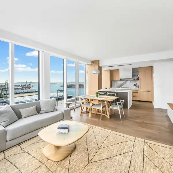 SPECTACULAR BROOKLYN HEIGHTS APARTMENT