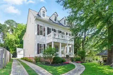 Elegant Brookhaven Living with Modern Upgrades