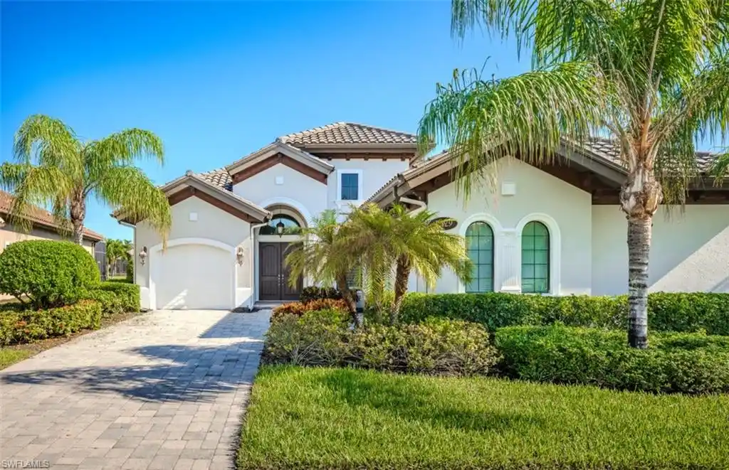 Exquisite Home on an Expansive Lot