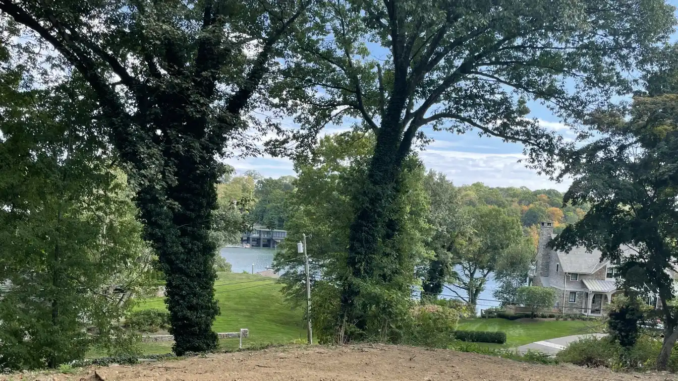 Prestigious Stony Point Land with River Views