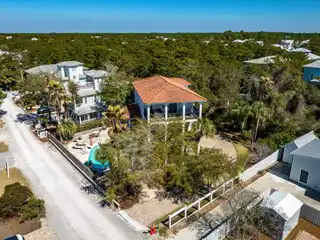 Spectacularly Renovated Retreat Steps to the Beach