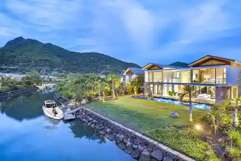 Unparalleled Luxury Residence