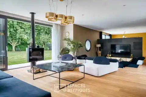 Sumptuous Architect-Designed Villa