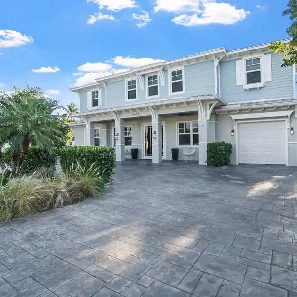 EXTRAORDINARY OPPORTUNITY IN BOCA RATON