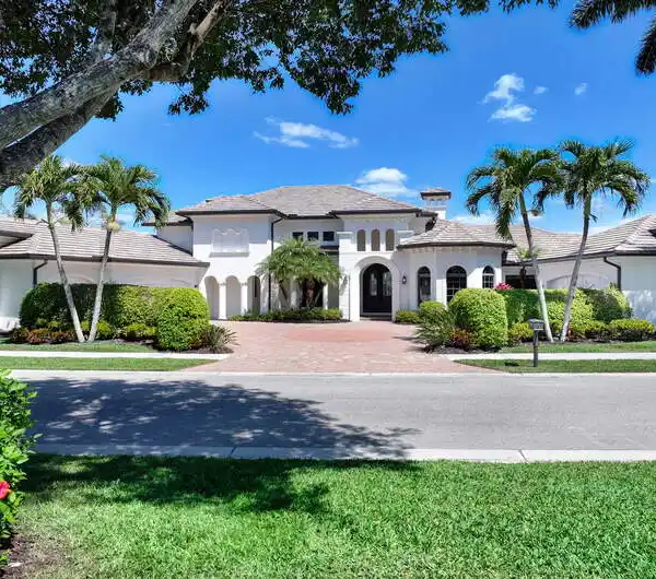 EXQUISITE ESTATE IN DA VINCI ESTATES AT OLDE CYPRESS