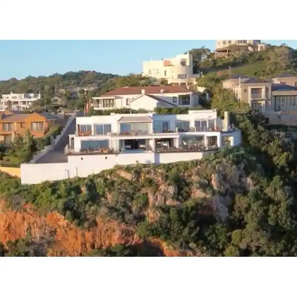 WORLD-CLASS RESIDENCE WITH UNRIVALED VIEWS