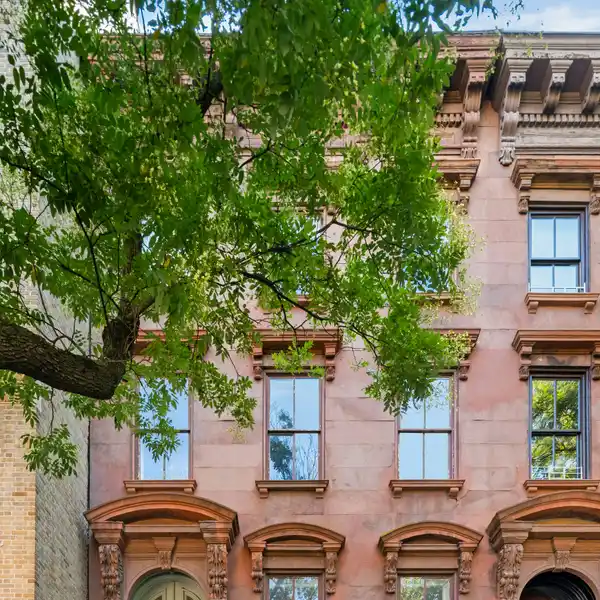 STUNNING FORT GREENE TOWNHOUSE