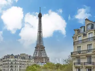 Open Eiffel Tower View