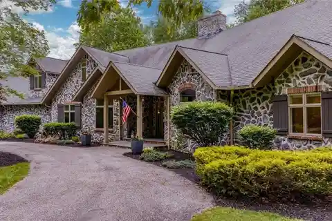 Mountain Modern Masterpiece on Private 3+ Acres