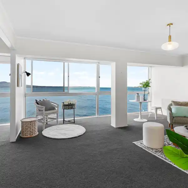 SOLID 1970S BEACHSIDE APARTMENT