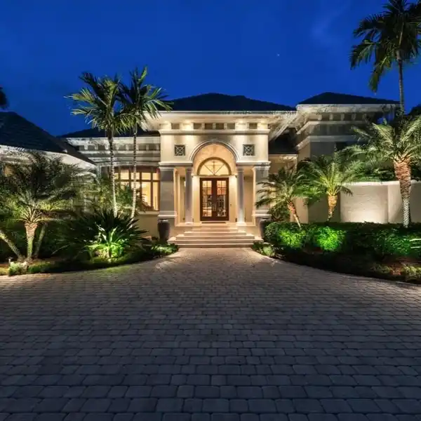 GLORIOUS ESTATE HOME IN BAYWOODS AT BONITA BAY