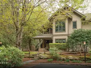 Highlands Condominium in a Charming Subdivision