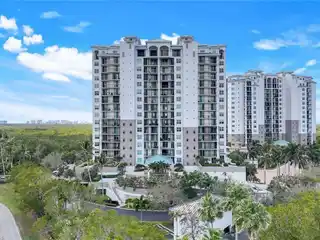 Exquisite Residence in Wiggins Bay