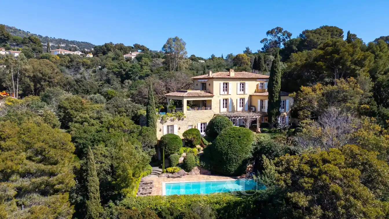 Spectacular Seven Bedroom Villa