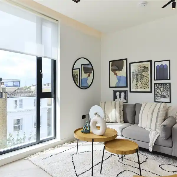 MODERN ONE BEDROOM APARTMENT