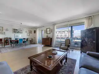 Bright Apartment in a Well-Maintained Building