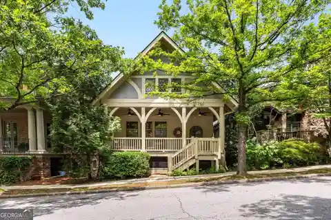 Beautifully Updated Home in Glenwood Park