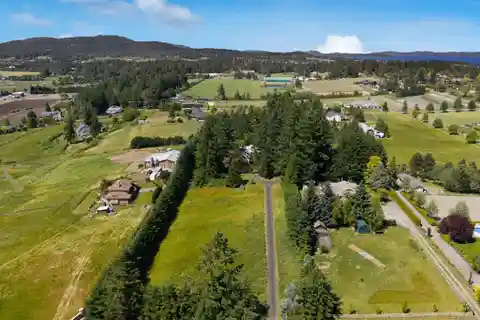 Custom Scandinavian-inspired Home on 3.75 Acres