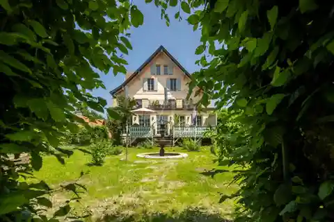 Historical Charm with Contemporary Comfort