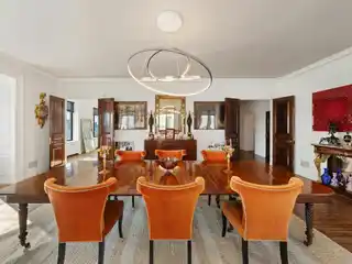 Exquisite 10-room Apartment