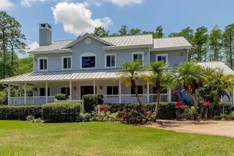Nearly Seven-acre Lakefront Retreat