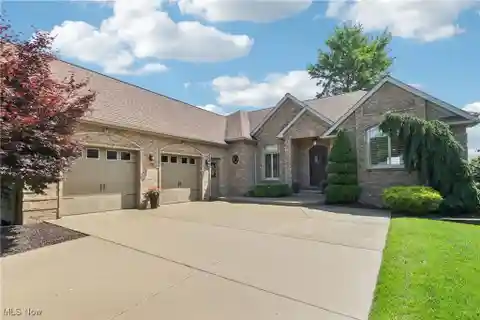 Luxury Lakefront Ranch with Sunset Terrace