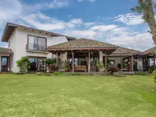 Monterán Greenside Home