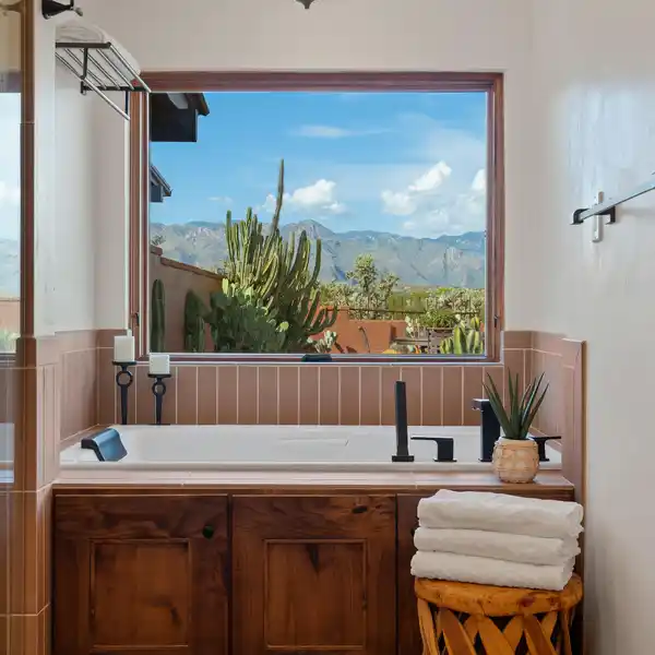 METICULOUSLY MAINTAINED SPRAWLING ADOBE RANCH