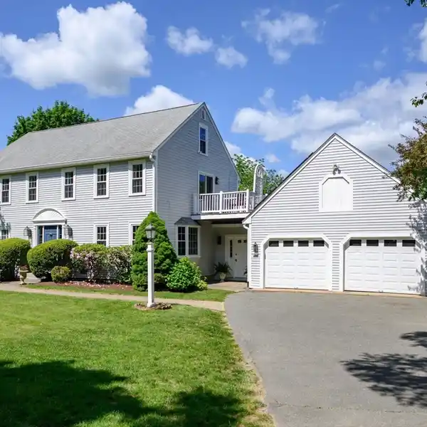 TASTEFULLY AND METICULOUSLY RENOVATED CLASSIC HOME