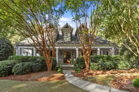 Charming Blantyre Residence with Pool, Hot Tub and Mature Landscaping