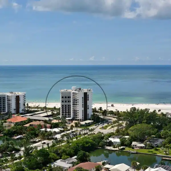 SPACIOUS BEACH RETREAT IN ST ARMAND TOWERS NORTH