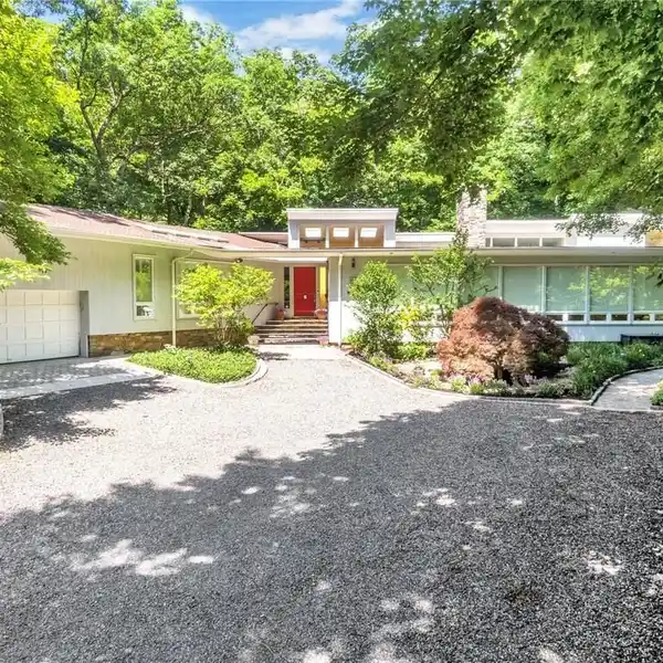 UNIQUE GEM ON 3.6 PRIVATE ACRES
