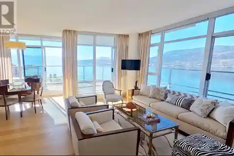Exquisite Luxury Sub-Penthouse Condo