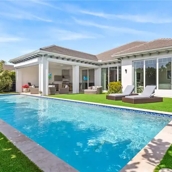 LUXURY ISLAND LIVING AT ITS FINEST