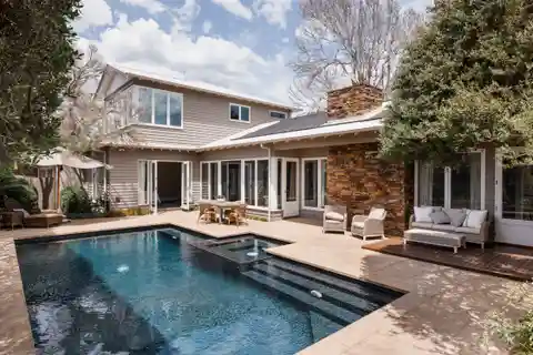 Triumph of Architectural Artistry | Hamptons-Inspired Home