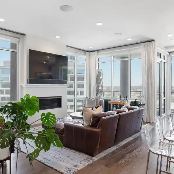 CORNER CONDO WITH EPIC SKYLINE VIEWS