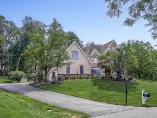 Luxurious Home in a Prestigious Subdivision