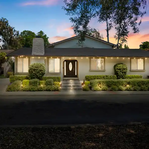 TIMELESS ELEGANCE WITH MODERN CONVENIENCE