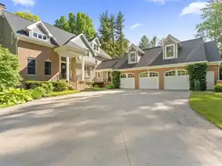 Waterfront Luxury Living at Its Finest