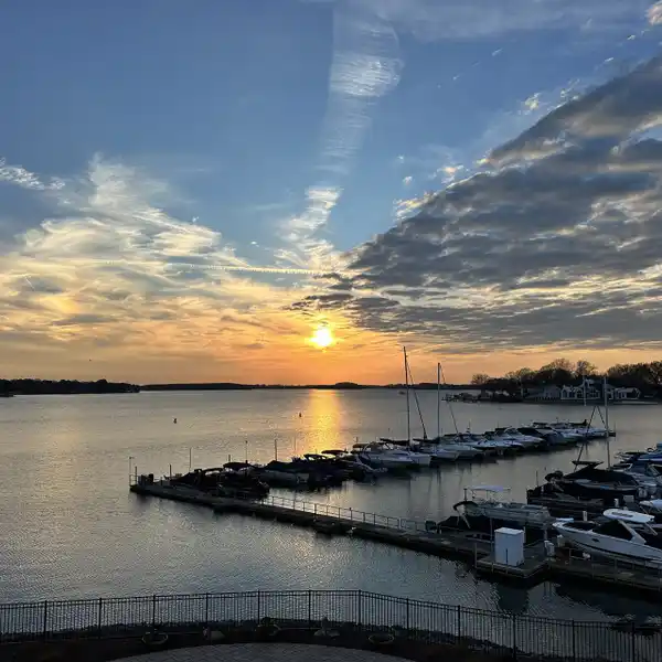 STUNNING LAKEFRONT PENTHOUSE WITH YEAR-ROUND VIEWS