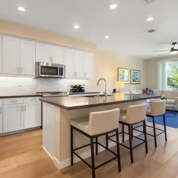 RESORT-STYLE LUXURY TOWNHOME